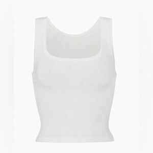 Skims Cotton Rib Scoop Neck Crop Tank Top in Marble size Medium